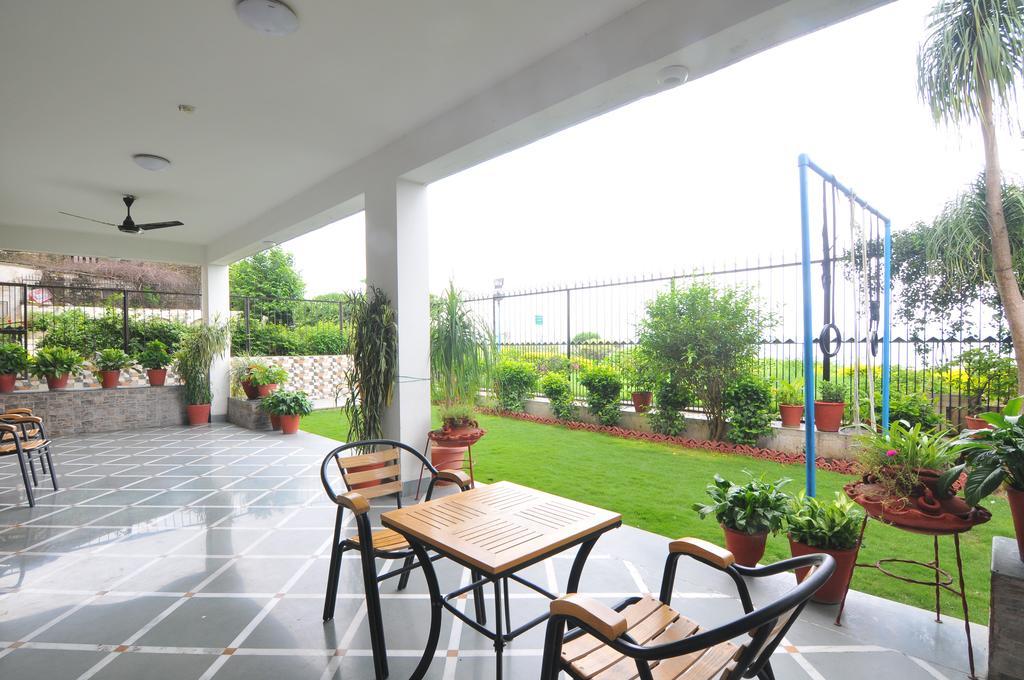 Lago Villa Bhopal Eksteriør billede